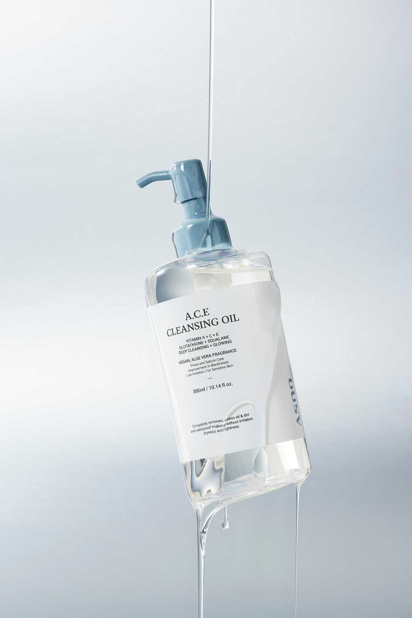 新入荷！！　メイクをしっかり落とし、潤いを叶える！　EVEヴィーガン取得のA.C.E　クレンジングオイル　300ml